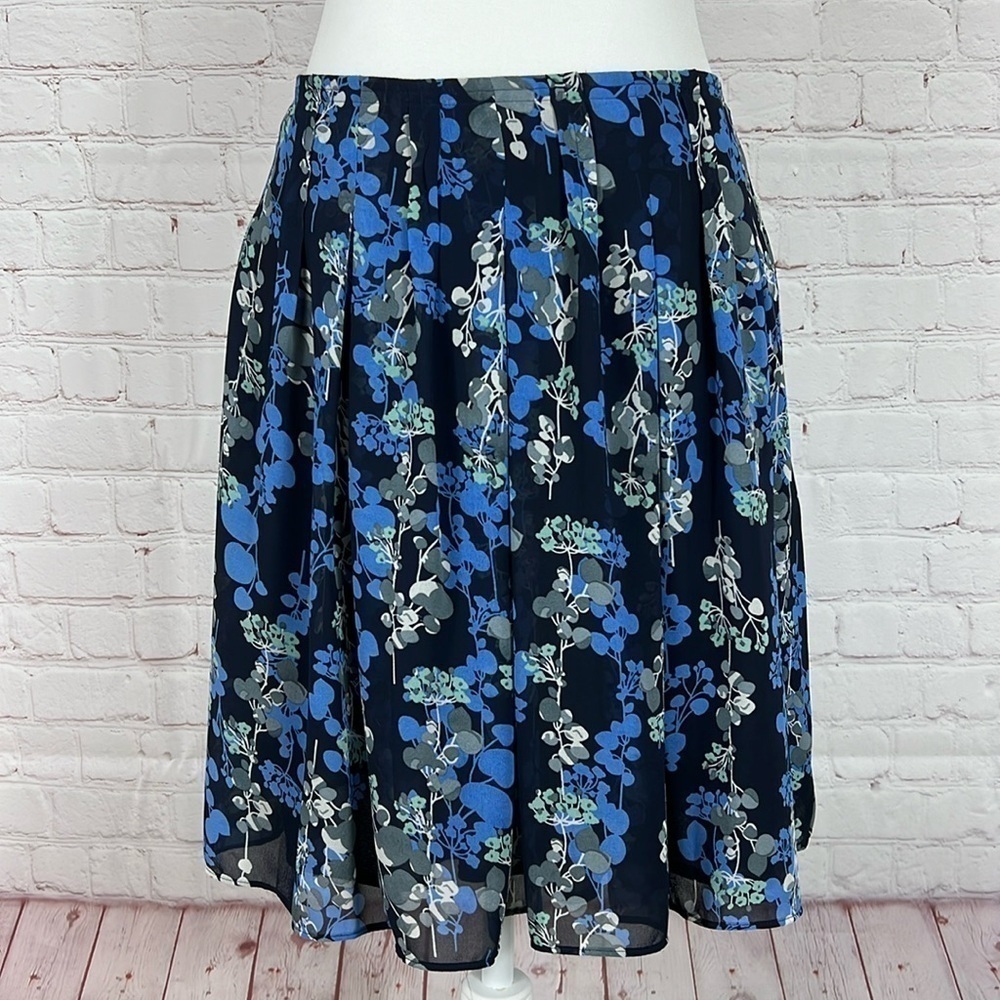 Gap Pleated Navy Floral Skirt Size 12